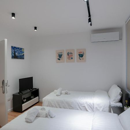 La Gioia Apartment Tirana Exteriör bild