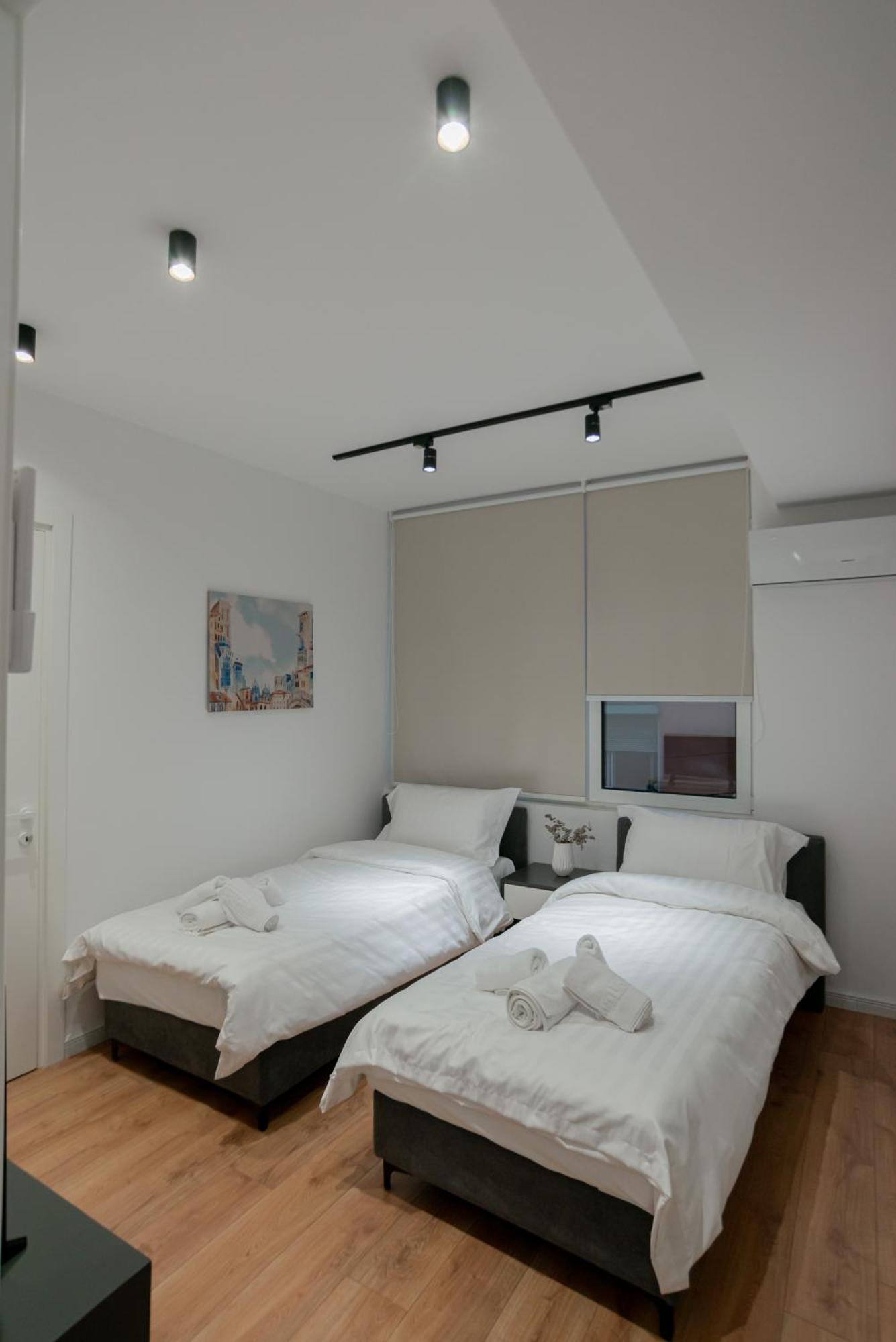 La Gioia Apartment Tirana Exteriör bild