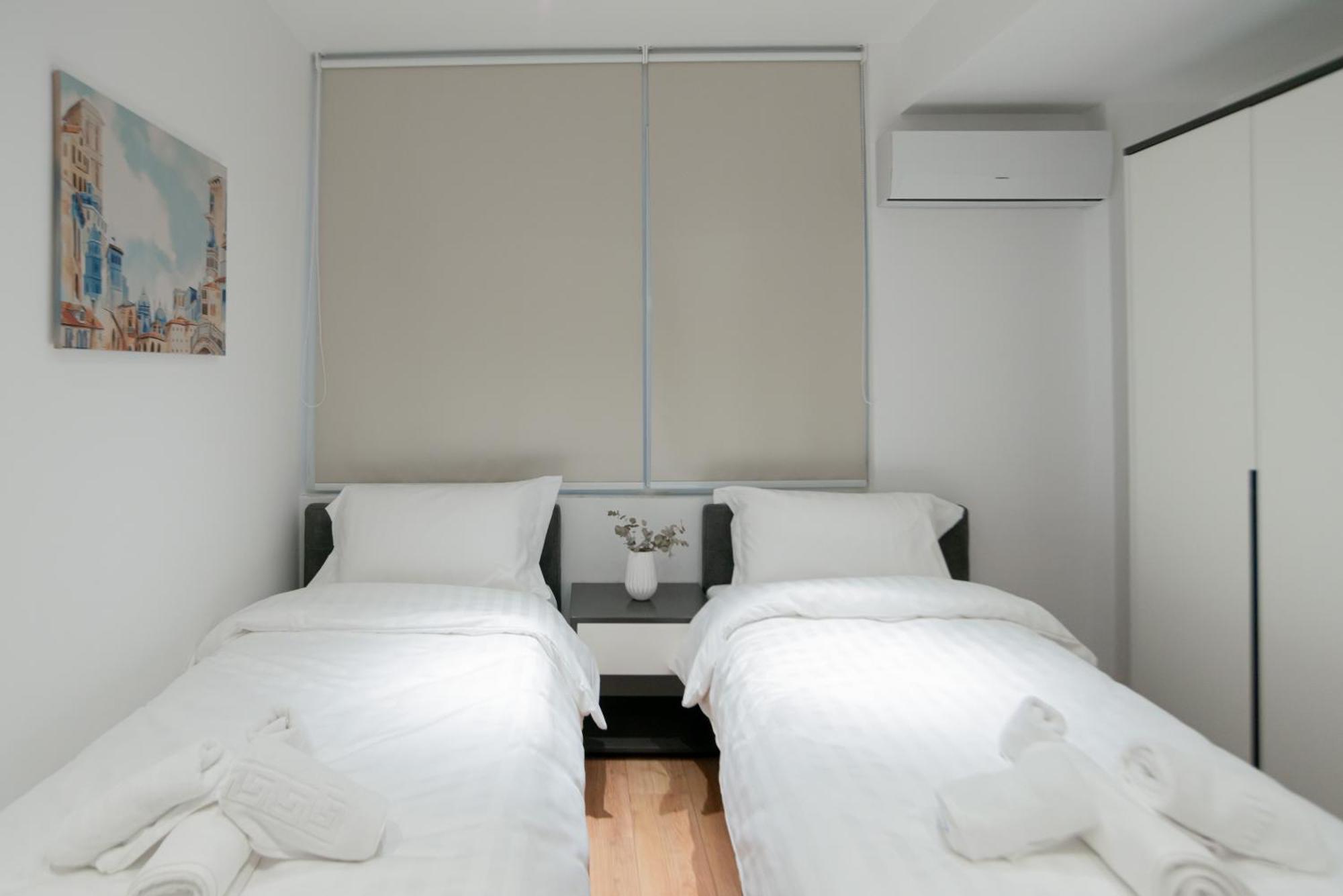 La Gioia Apartment Tirana Exteriör bild